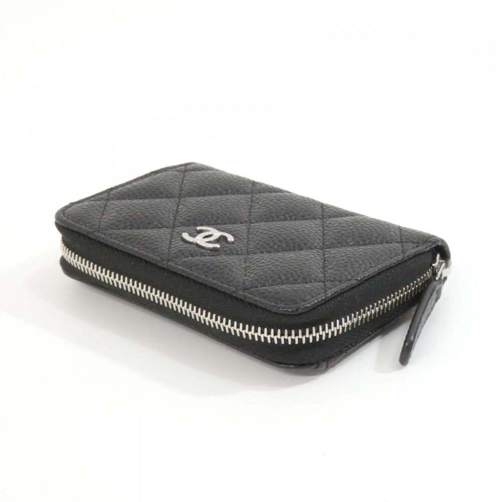 CHANEL Black Wallet - Picture 3 of 5